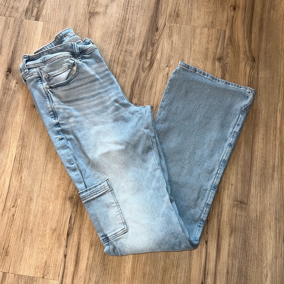 AE Stretch Low-Rise Kick Bootcut Jean - Picture 7 of 9